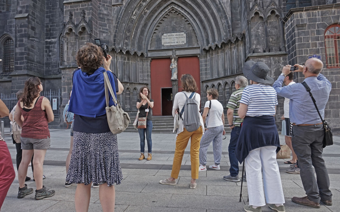 © Clermont : la cathédrale et son quartier