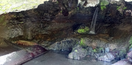 Grotte des laveuses