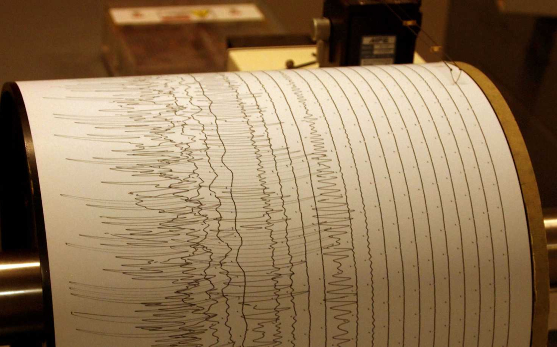 © Balade 'Pourquoi un sismographe au sommet du puy de Dôme ?' - Fête de la science