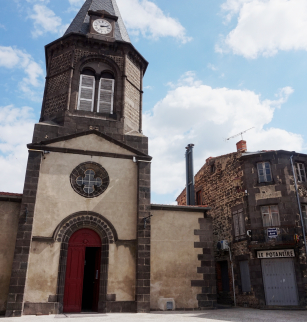 Eglise Sainte-Rustique à Aulnat