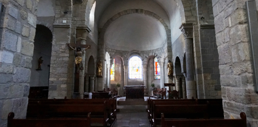 L'abbatiale Saint-Pierre et ses bâtiments conventuels_Beaumont